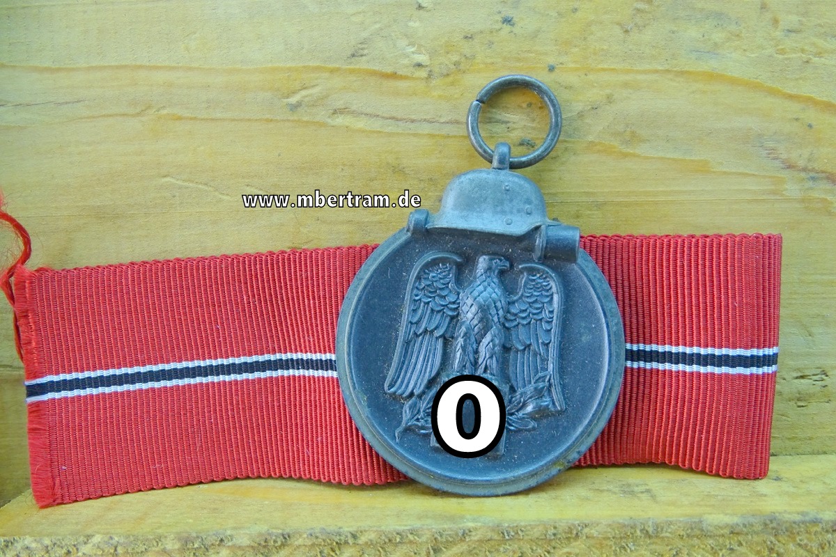 Medaille Winterschlacht im Osten,  Feinzink, am Band, Hersteller 5