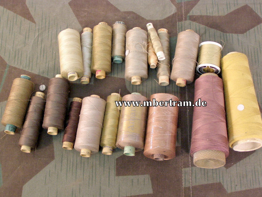 Tropenuniformen : 20 Rollen beiges / braunes Garn