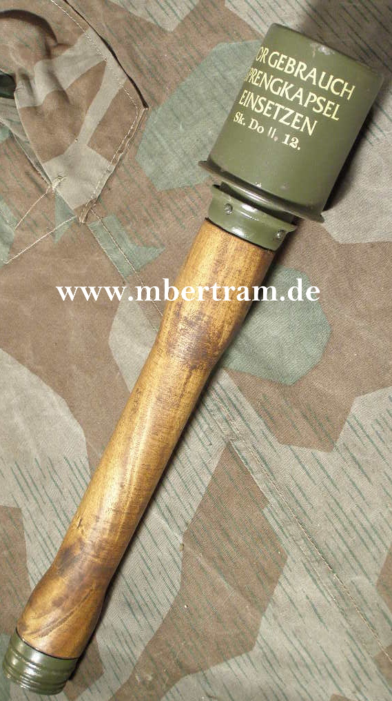9308-1 Replik: Nachbau der deutschen M24 Stielhandgranate
