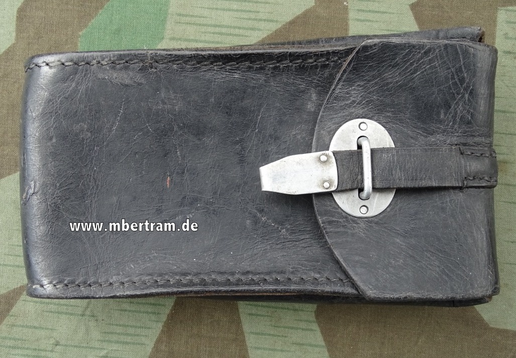 Frühe Tragetasche für Zubehör und Vorrat MG 1