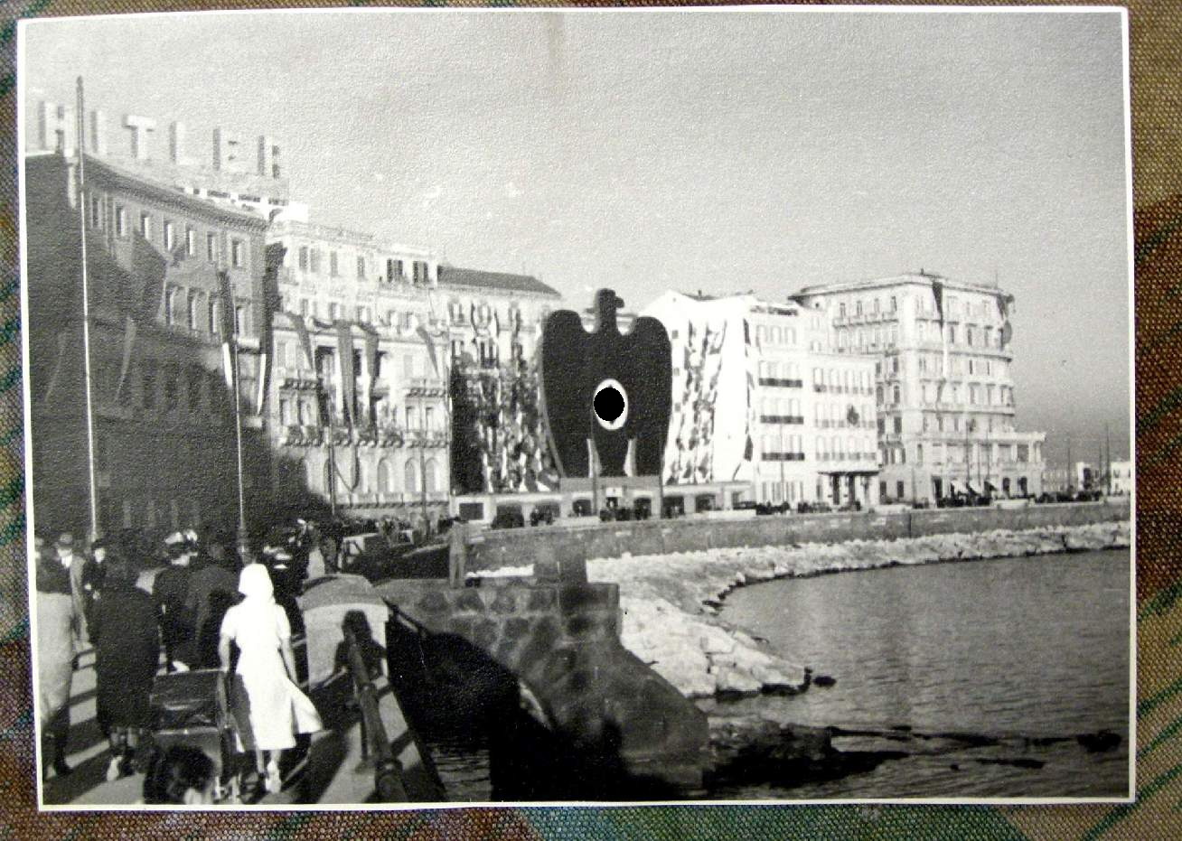 Foto Promenade Neapel, geschmückt, Führerehrung 1938