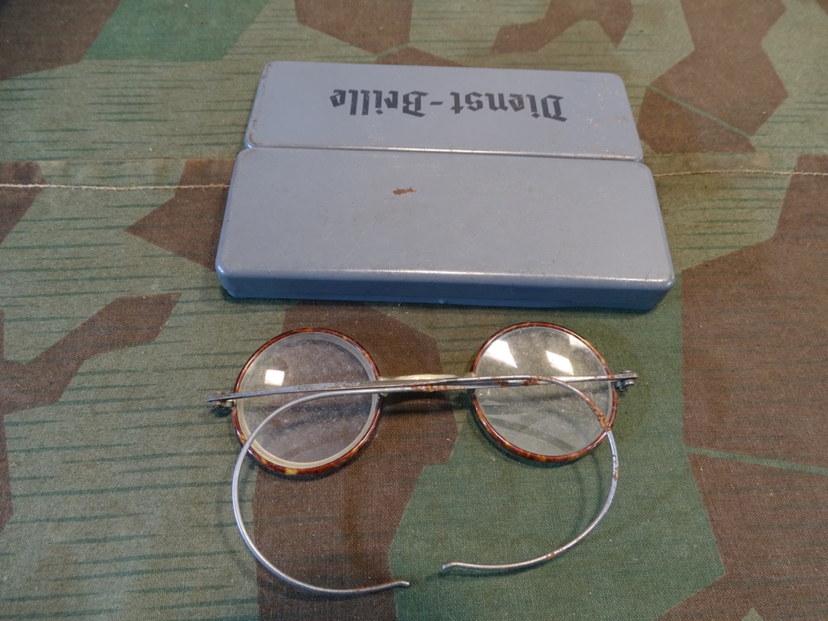Wehrmacht Dienst Brille in Behälter