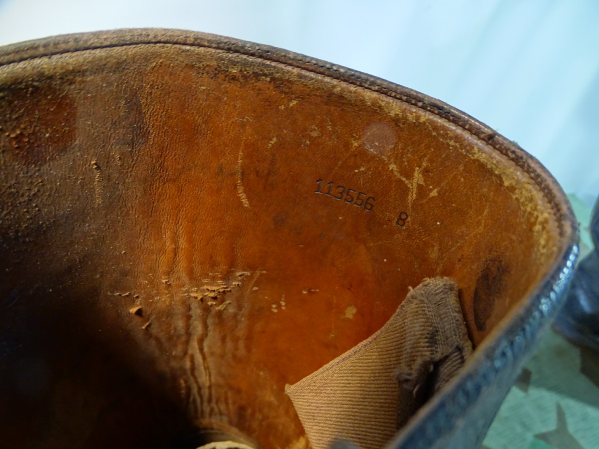 Genagelte Knobelbecher / Marschstiefel für Unteroffiziere und Manschaften der Wehrmacht. Genagelte Knobelbecher / Marschstiefel für Unteroffiziere und Manschaften der Wehrmacht.