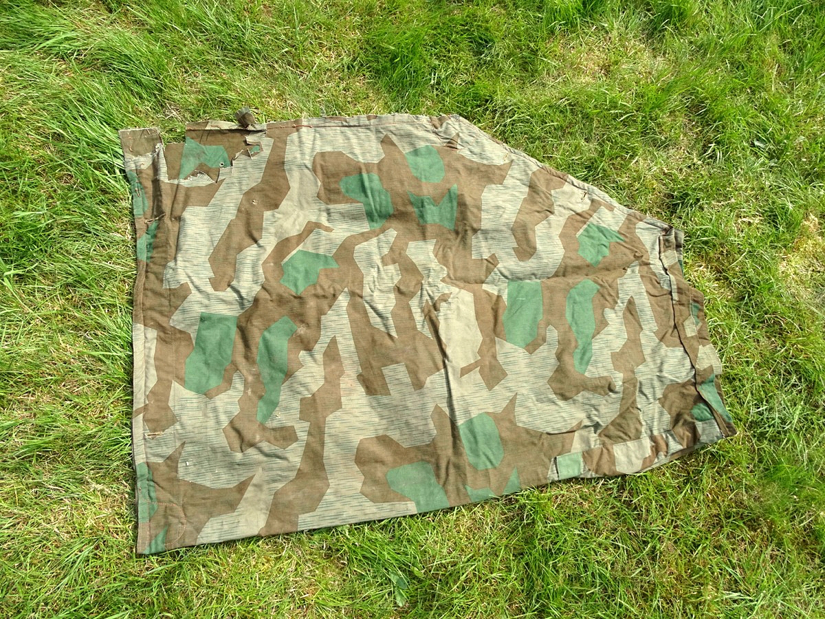 Sack / Stoff von Dreieckszeltbahn 31, Splitter Tarnstoff der Wehrmacht. 106x83cm (16)