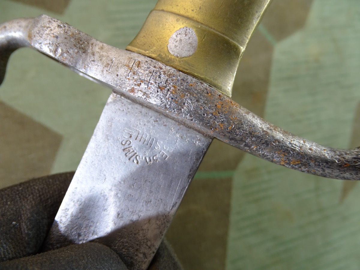 Seitengewehr M 71 mit Lederscheide, mit Schlachtfeld Schaden am Griffknauf, 149 R.E.2.193 Seitengewehr M 71 mit Lederscheide, mit Schlachtfeld Schaden am Griffknauf, 149 R.E.2.193