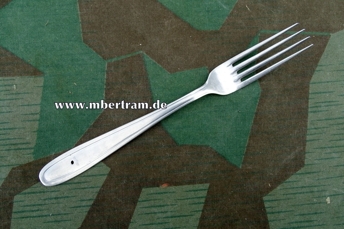 Wehrmacht Gabel, Vorderseite mit Hoheitsadler- HK
