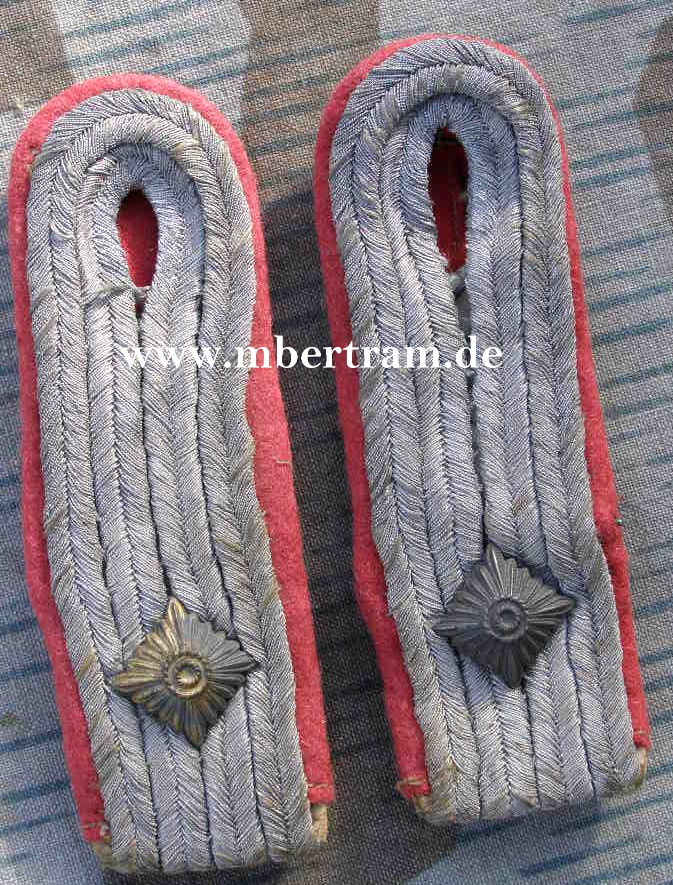 Paar Schulterklappen, Oberleutnant, Luftwaffe Flak, Artillerie