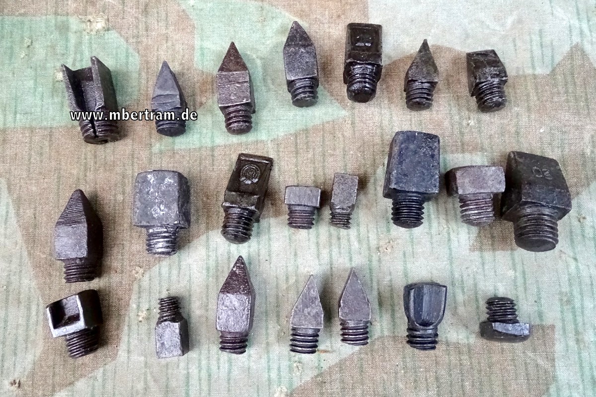22 verschiedene Schraubstollen  für Hufeisen Wehrmacht