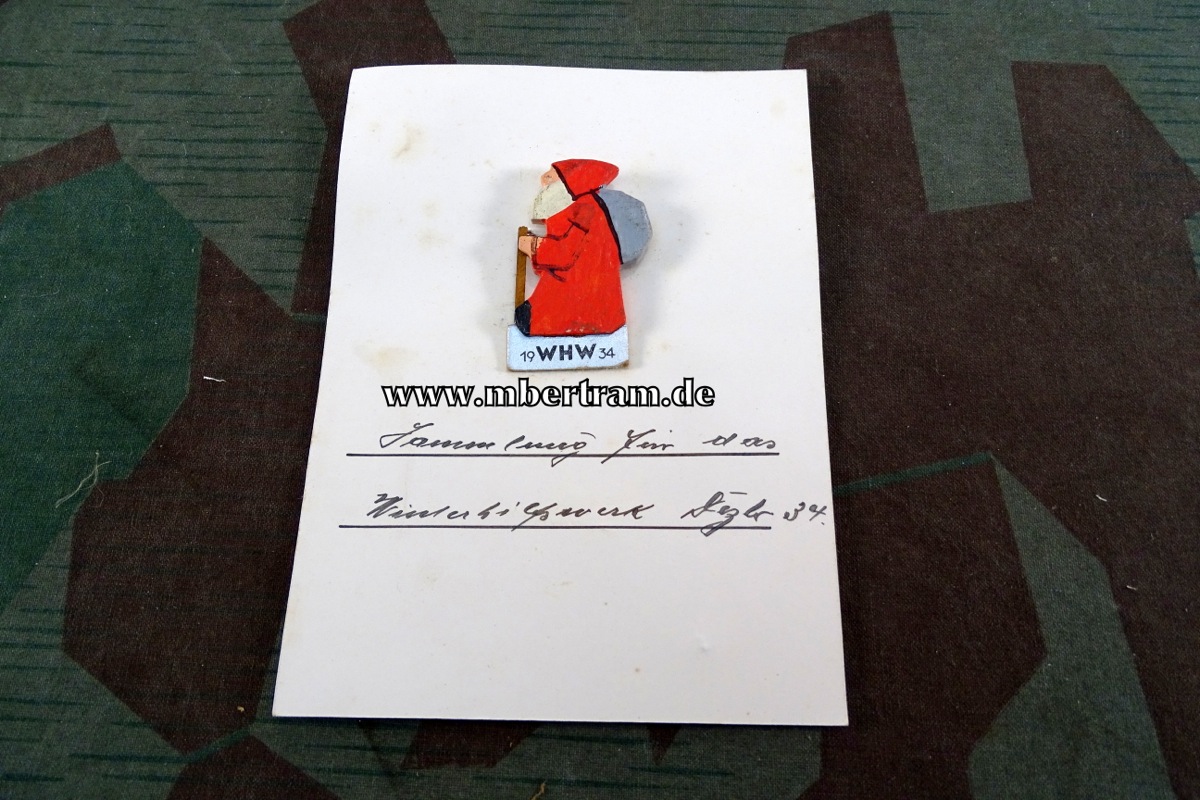 WHW - WEIHNACHTSMANN. Dez. 1934. Farbiges Holzabzeichen