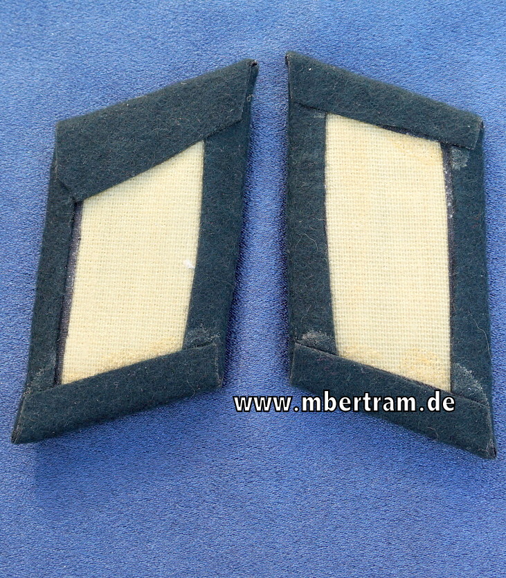 Paar Kragenspiegel Wehrmacht, Sanitäter, Offizier