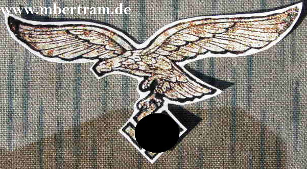Replik : Helmwappen: Luftwaffenadler 2. Form, GEALTERT