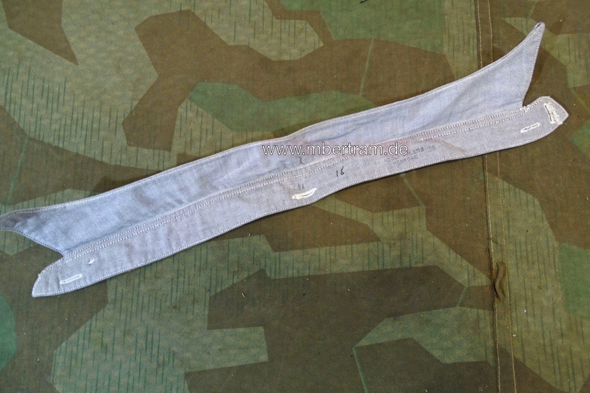 Luftwaffe Einknöpfkragen für das graublau melierte Hemd