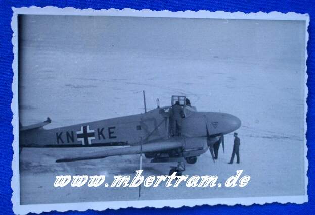 Flugzeugfoto einer Focke Wulf Fw 58 Weihe. Kennung KN KE