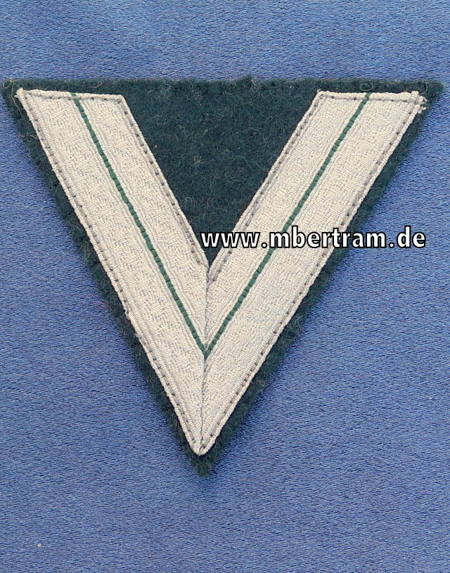 Ein Ärmelabzeichen Wehrmacht Heer für Obergefreite