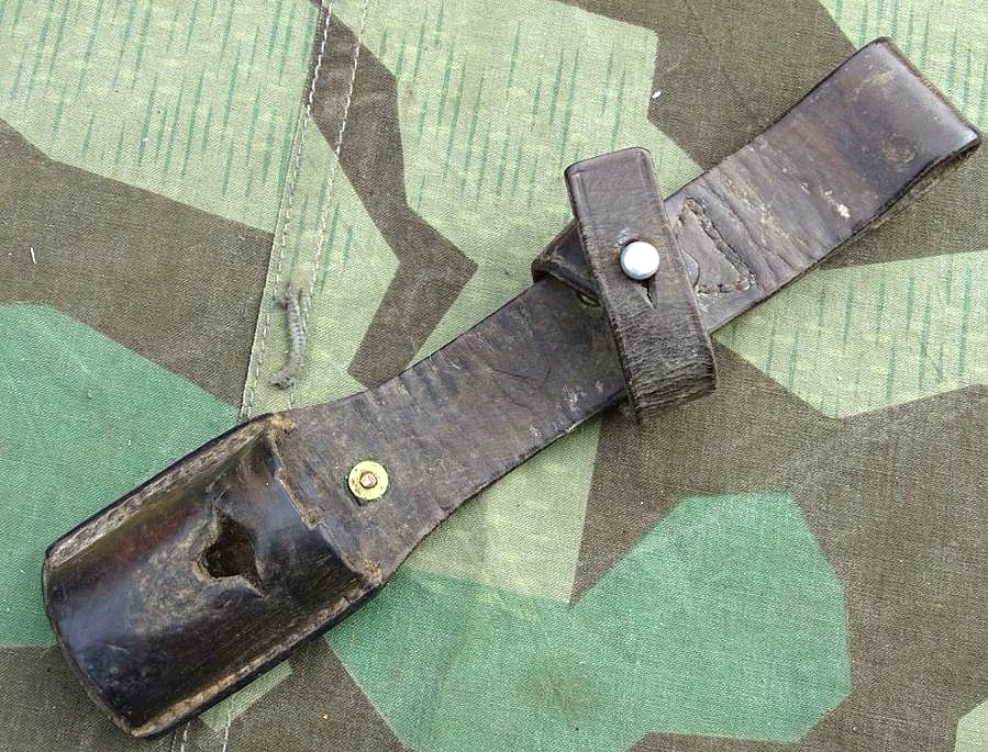 Koppelschuh für Mauser Bajonett ( Portugal ? ) Passt auch auf K 98 Bajonett deutsch