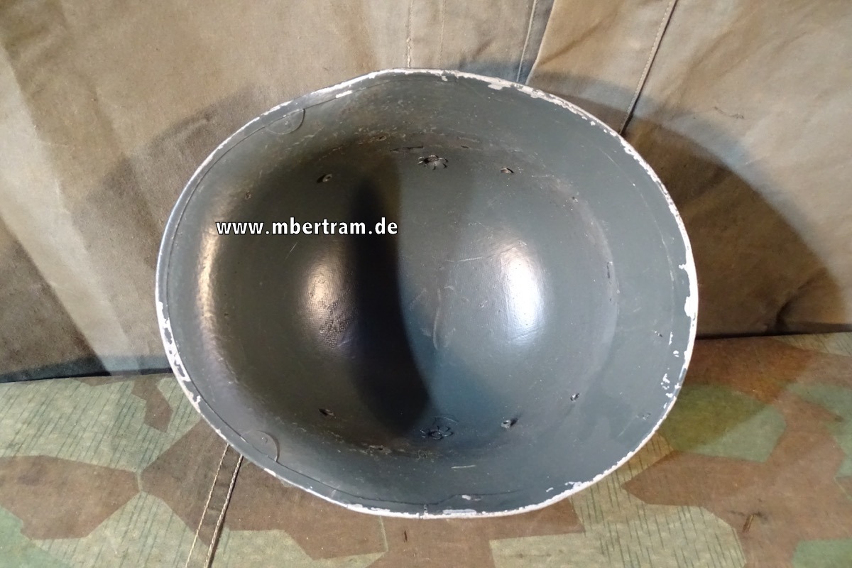 DDR Fieberglas Feuerwehrhelm, wie Wehrmachts Parade Helm, ohne Innneteil