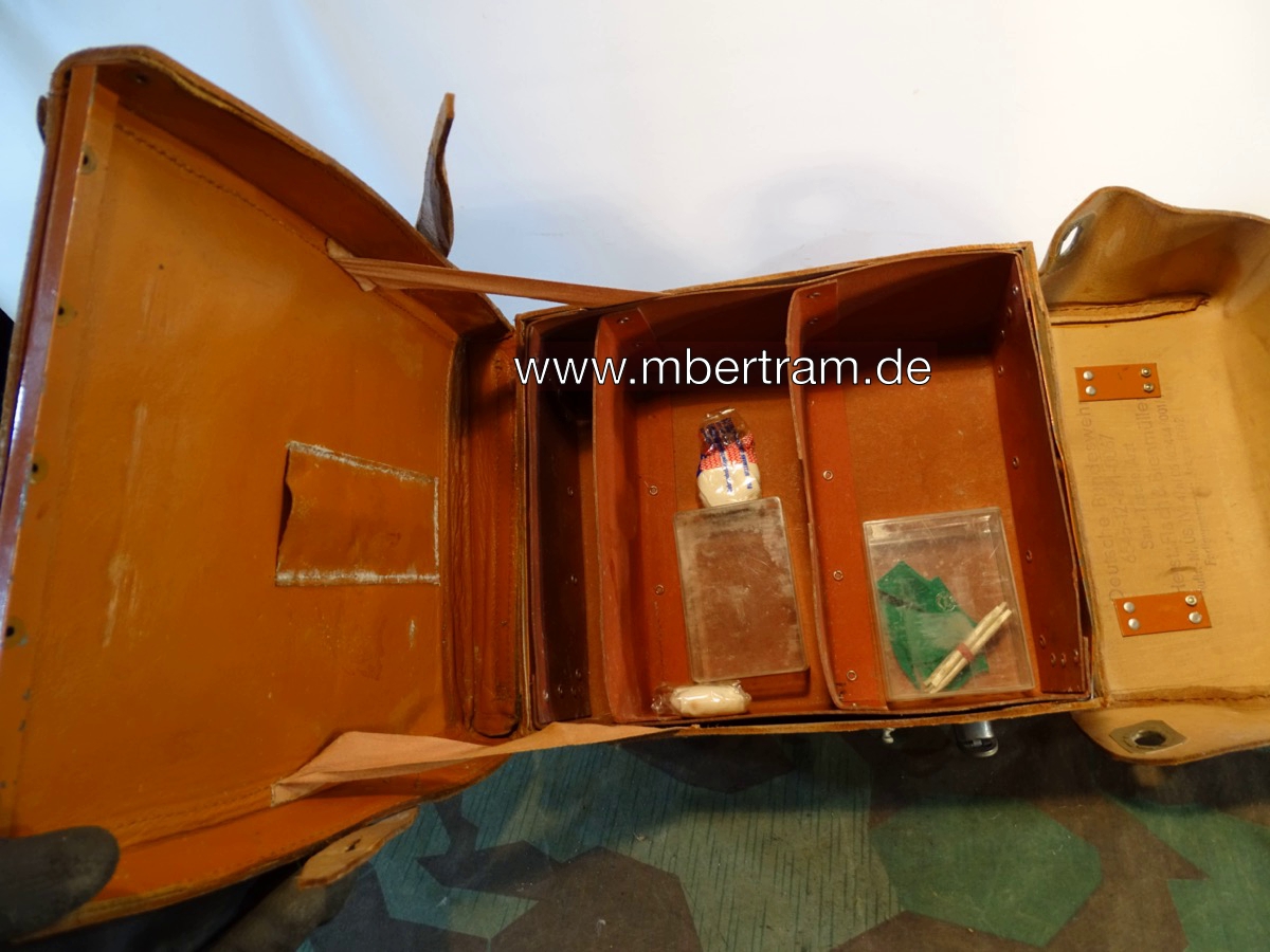 Frühe Bundeswehr Sanitäts Tasche Arzt aus braunem Leder 1962