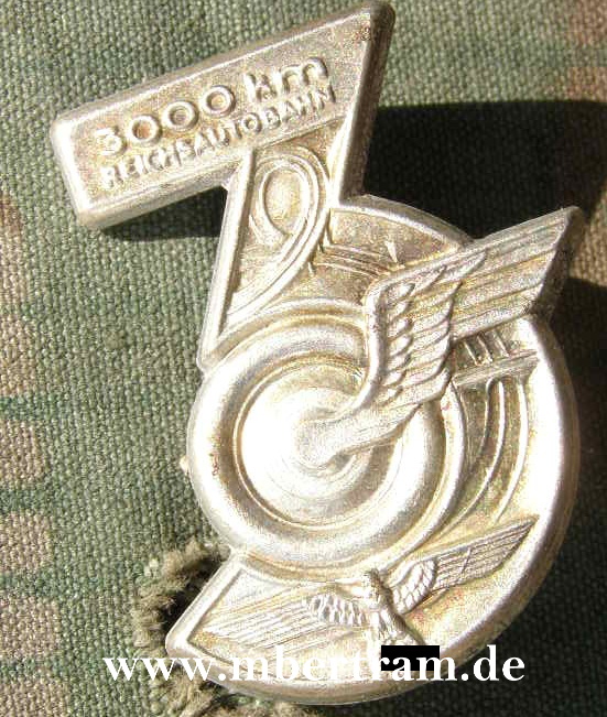 Abzeichen für die Eröffnung "3000 km Reichsautobahn"