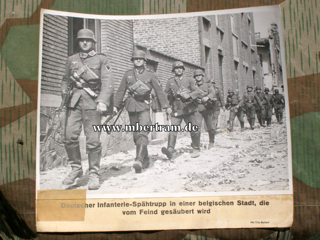 Deutscher Inf. Spähtrupp in Belgischer Stadt, 21.5.1940