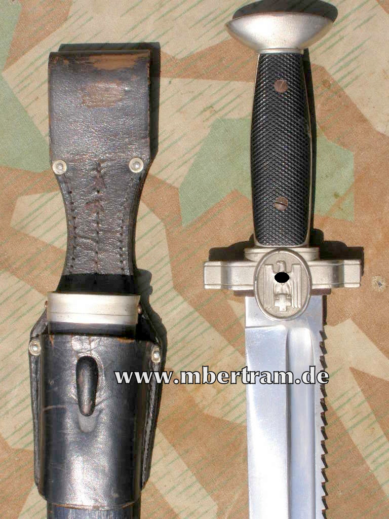 Deutsches Rotes Kreuz Unterführerhauer mit Koppelschuh