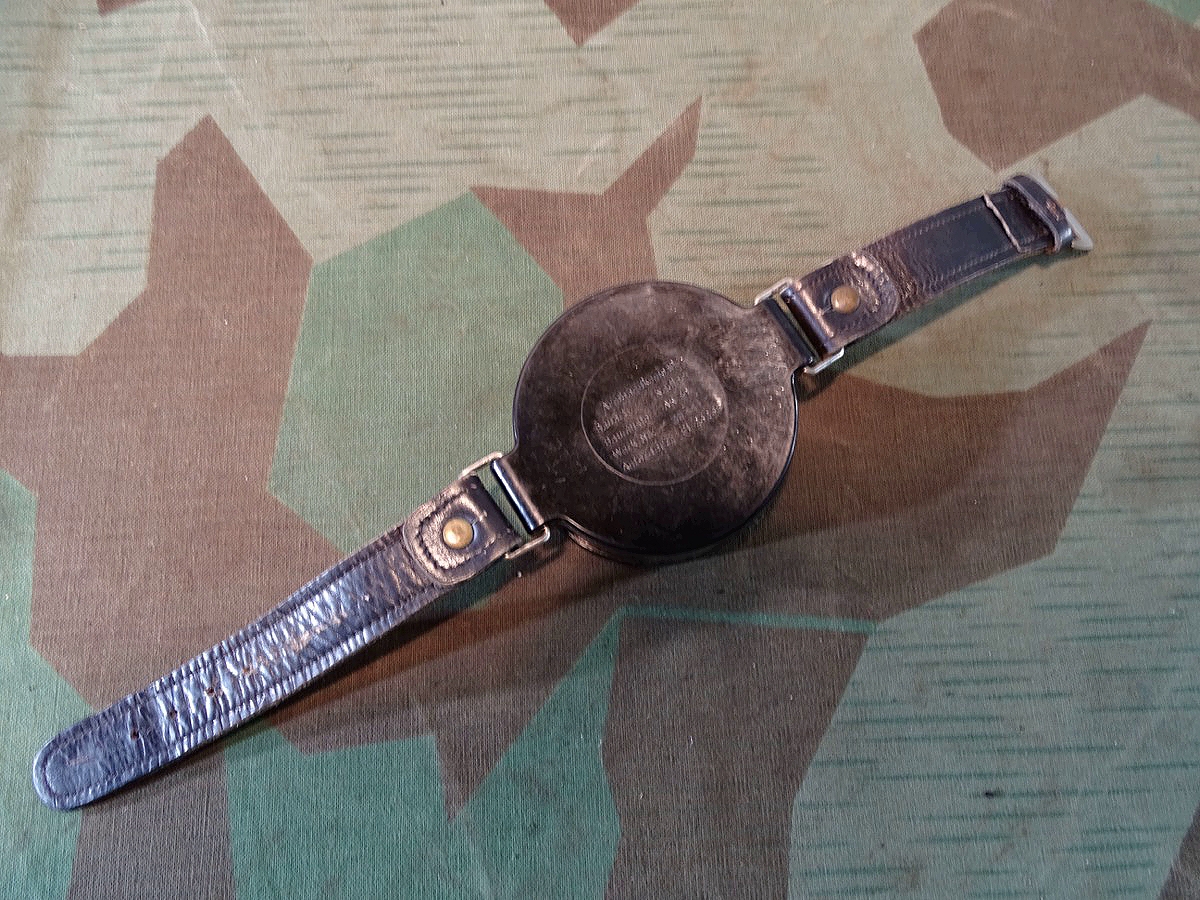 Luftwaffe Armbandkompass AK 39, " FL Nummer 23235,  Funktionsfähig