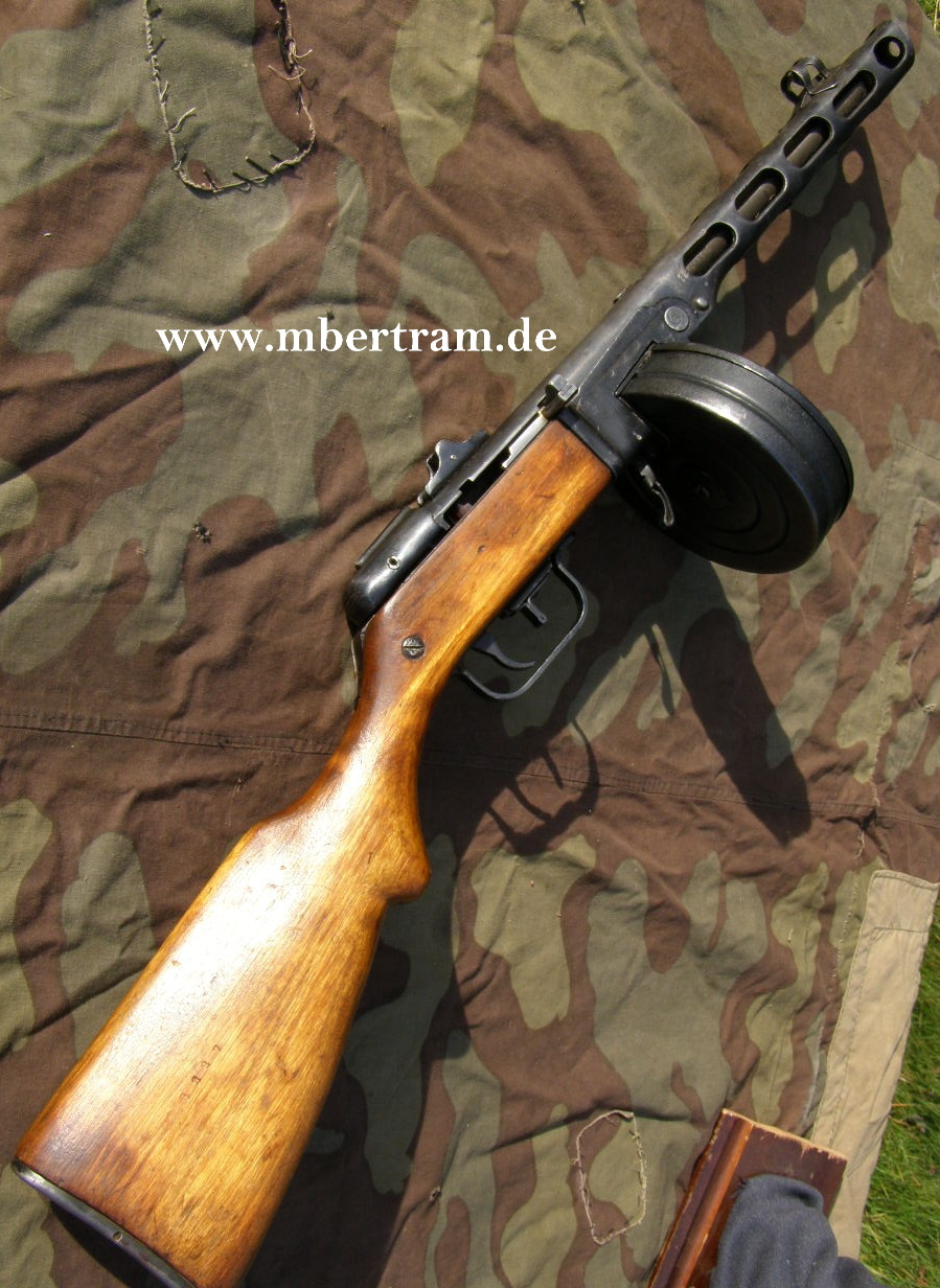 Russische 2. WK Deko MP PPSH 41, 1944, Trommelmagazin