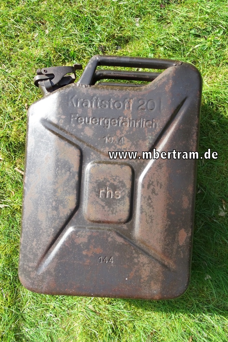 Kraftstoff Kanister, 20 L ,"rhs 1944, Wehrmacht" , dunkel feldgrau