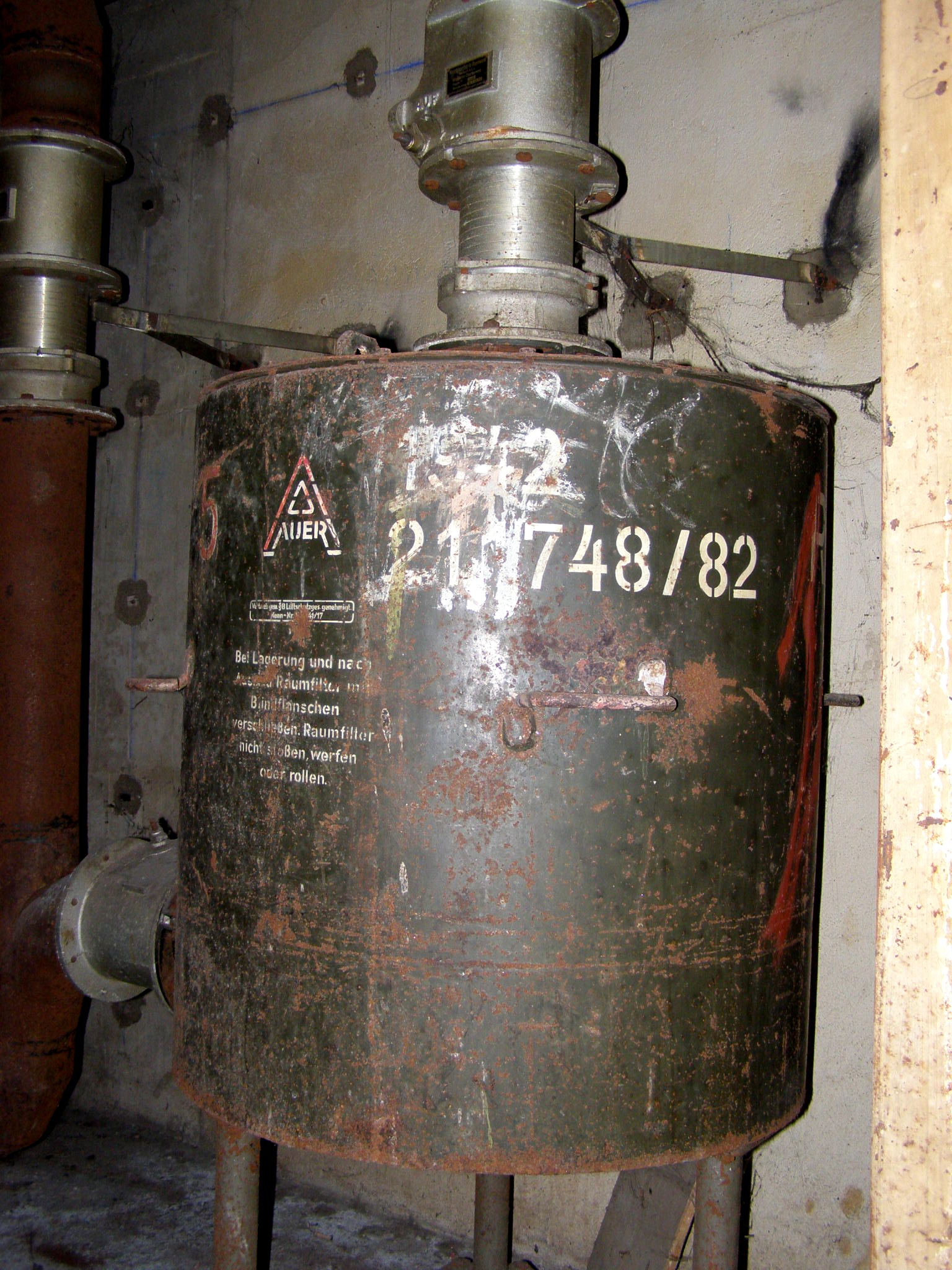 10511-46 Bunker Lüftungsanlage, 1942. 2 riesige Filter, Pumpe...