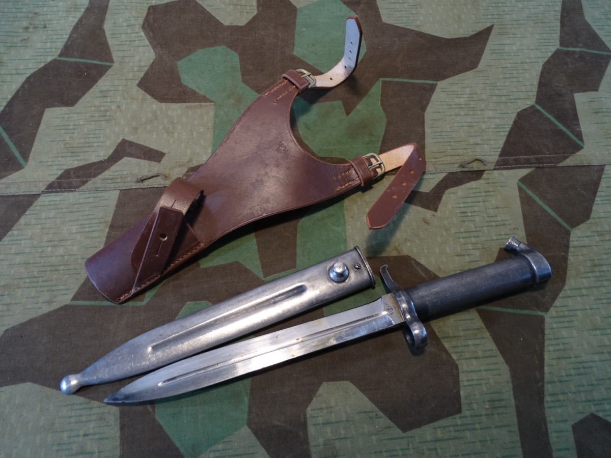 Dolch Bajonett zum Schweden Mauser Gewehr M1896 mit großem Koppelschuh