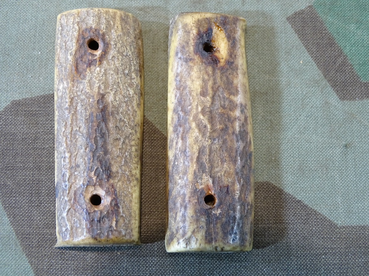 Pärchen originale Hirschhorn Griffschalen für Wehrmachts u Reichswehr Extra Seitengewehr KS 98