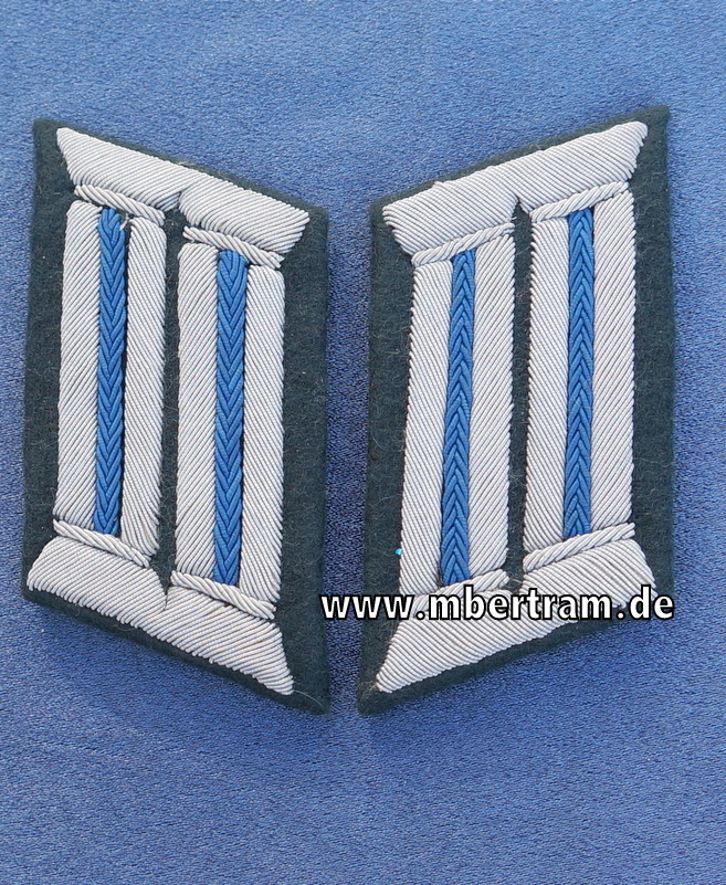 Paar Kragenspiegel Wehrmacht, Sanitäter, Offizier