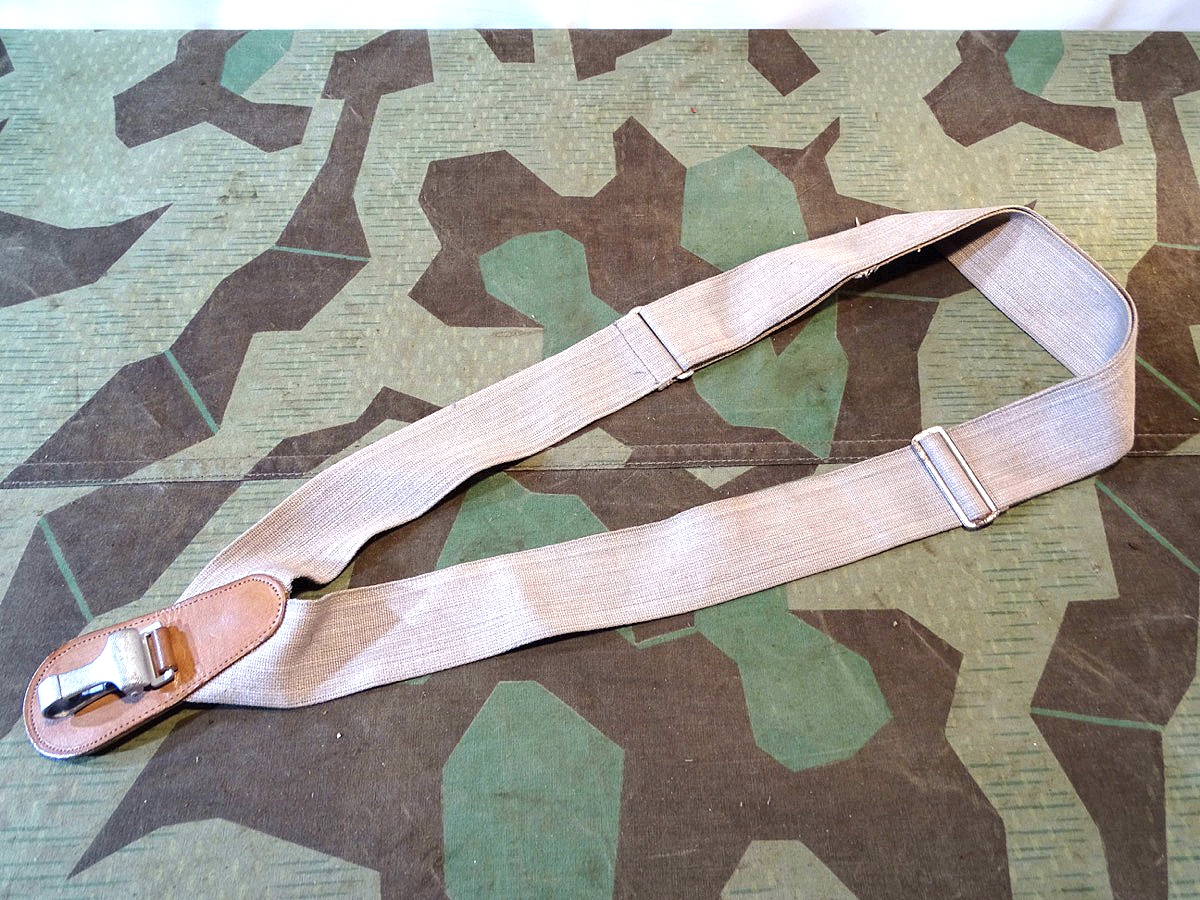 Wehrmacht Blankwaffen Schultergurt,  braunes Leder , Rückseite grau