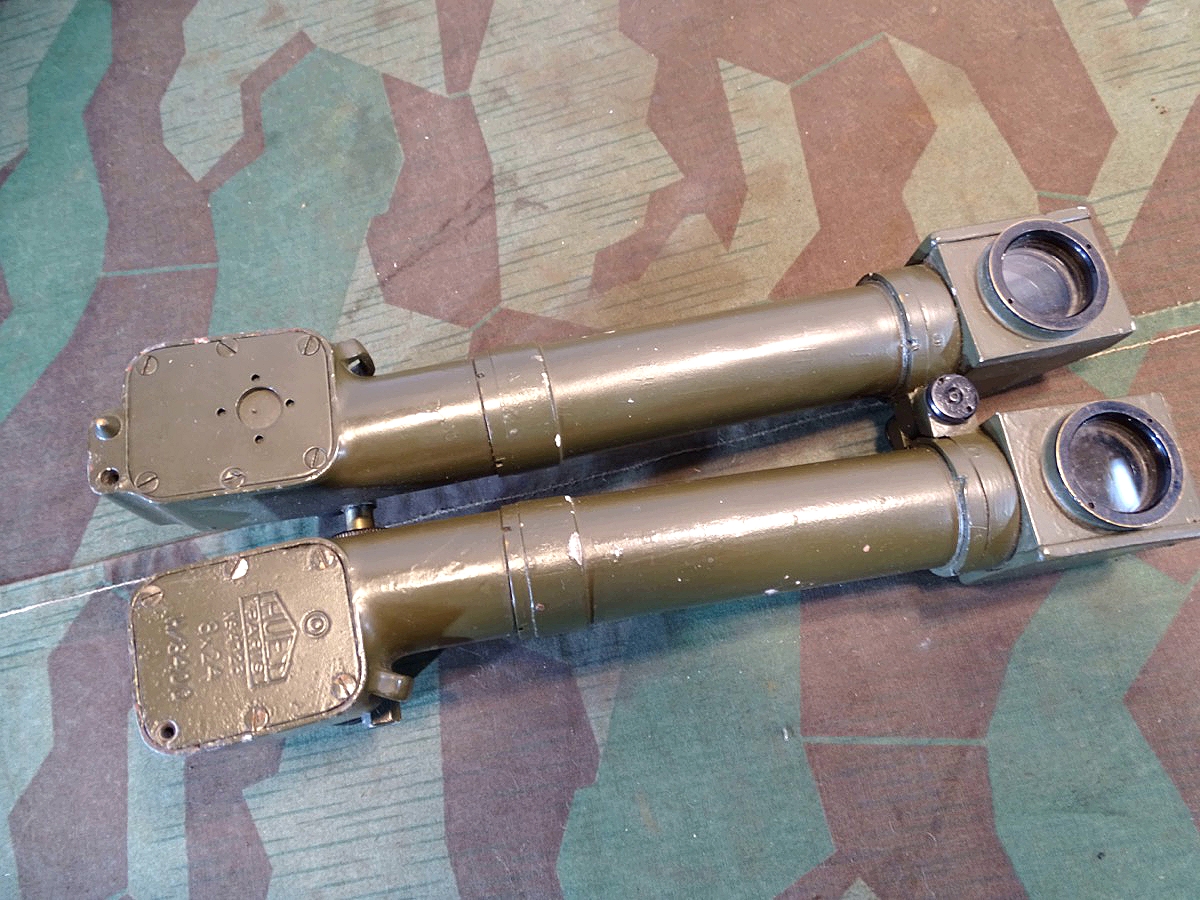 Kleines Scherenfernrohr, gebaut im besetzten Frankreich für die Wehrmacht 