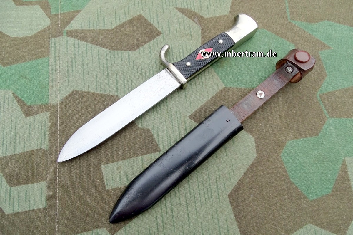 Früher HJ Dolch, HJ Fahrtenmesser. Stahlblech Scheide,  Hst.: F.W.Höller Solingen
