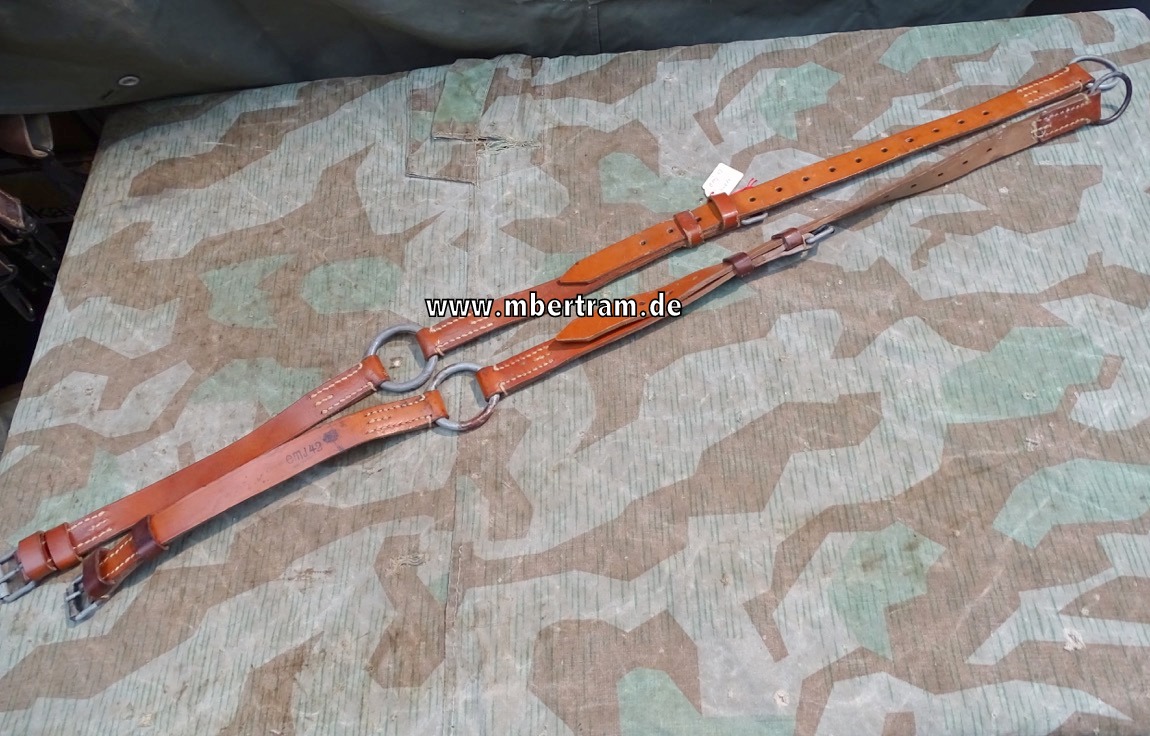 2 Kavallerie Geschirr Riemen , " emj 43" , WaA 14