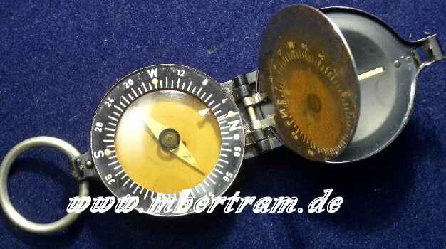 Wehrmachts Marschkompass, Peilschiene " Busch DRGM"