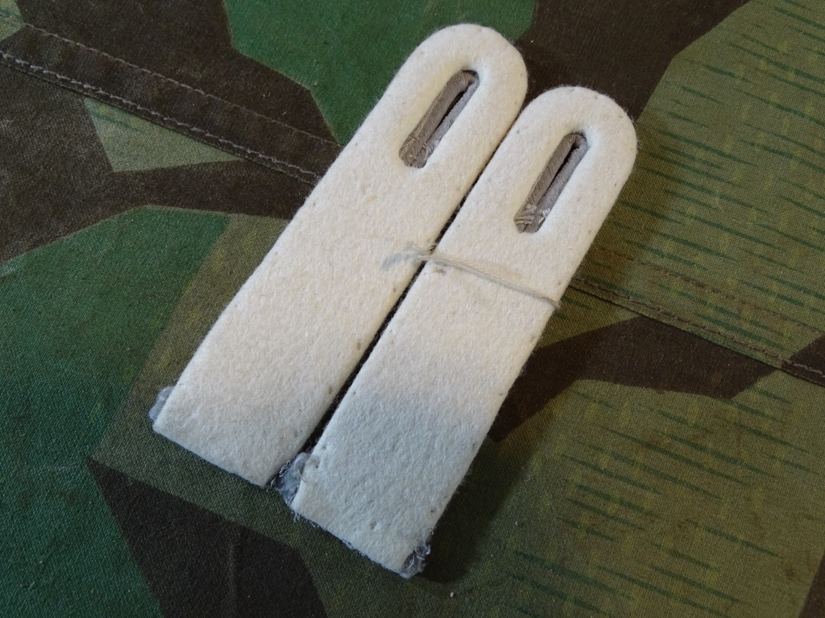 Paar Schulterklappen Leutnant Infanterie zum Einnähen