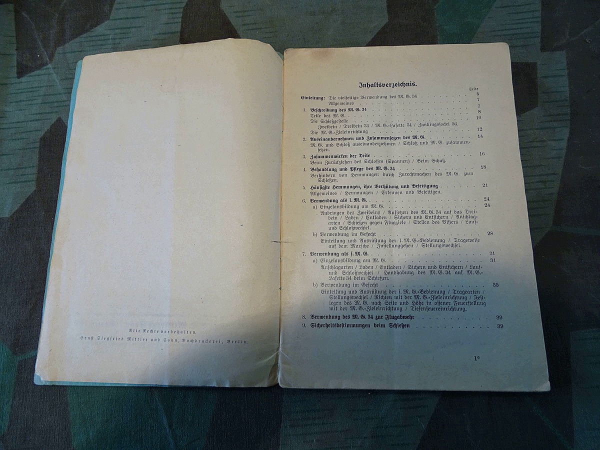 MG 34, seine Verwendung als L. M.G. und S. M.G. Unter Zugrundlegung der D /127-1 u.2, 1940