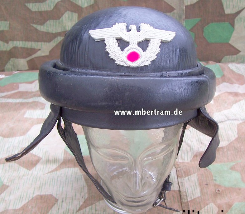 3.Reich Polizei, Leder Schutzhelm für Kradfahrer mit Emblem