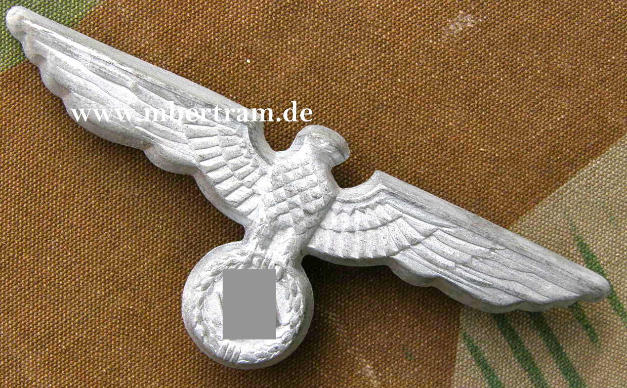 Mützenadler für Schirmmütze Wehrmacht Heer, Feinzink, versilbert