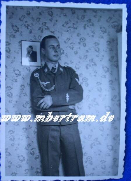 Porträtfoto eines unbekannten Luftwaffen Ritterkreuzträgers