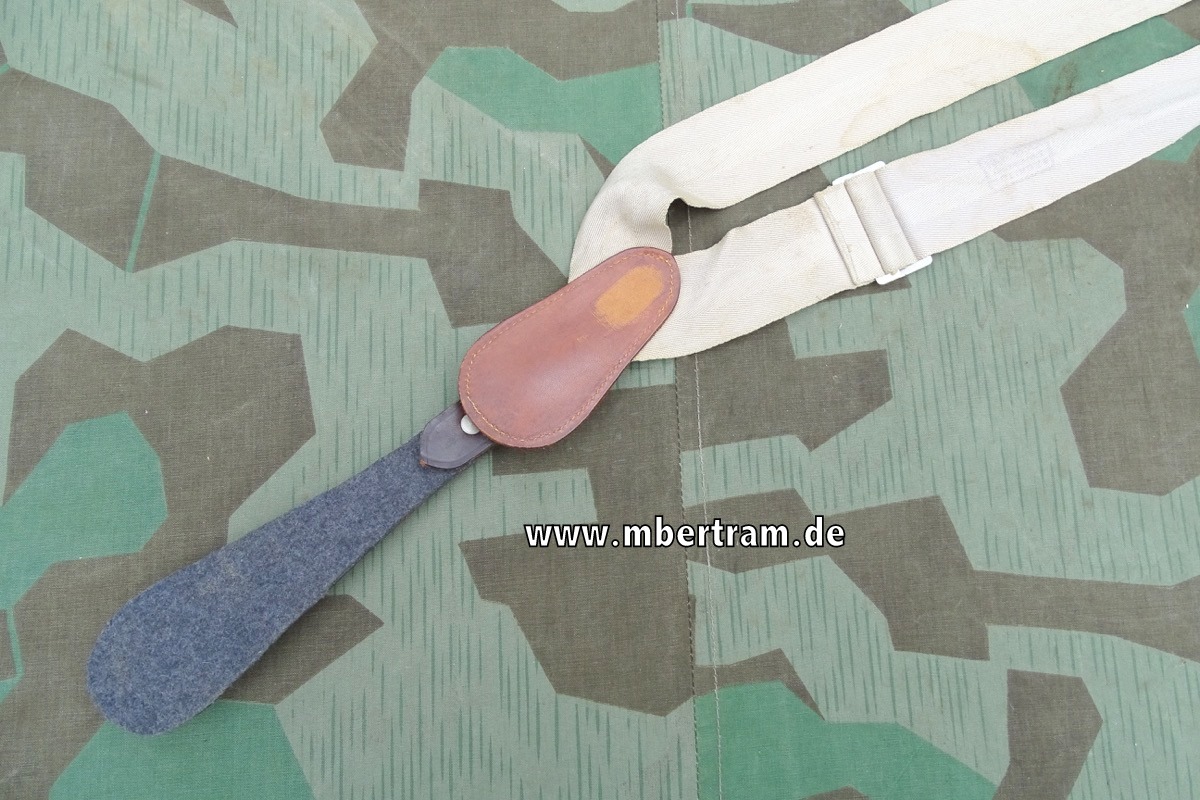 Wehrmacht Säbelunterschnallgurt, Schultergurt für Blankwaffen, mit Karabinerhaken
