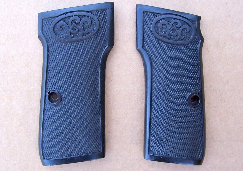 Griffschalen / Grippanels Walther Mod. 4 Kal. 7,65