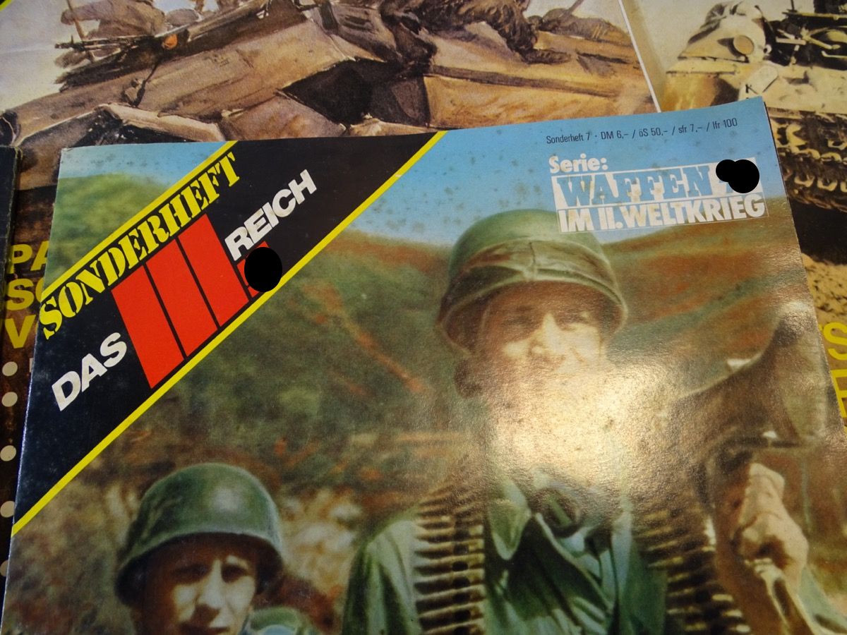 11 Sonderhefte aus der Serie " Das III Reich " Marine / Heer / Kreta/ Waffen SS/Kaukasus / Pioniere … 11 Sonderhefte aus der Serie " Das III Reich " Marine / Heer / Kreta/ Waffen SS/Kaukasus / Pioniere …