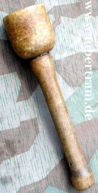 Nachkriegs Kartoffelstampfer mit Stielhandgranaten Stiel.