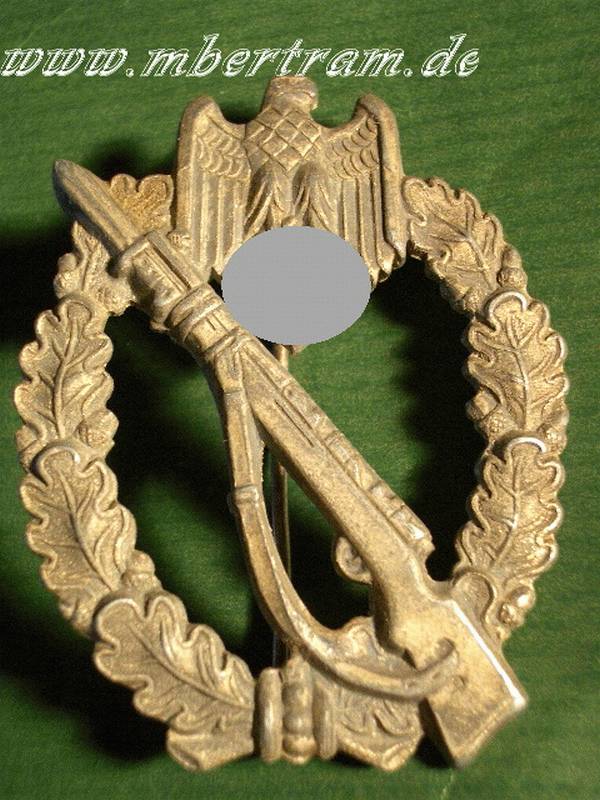 INFANTERIESTURMABZEICHEN IN SILBER, Feinzink, o. Hst.