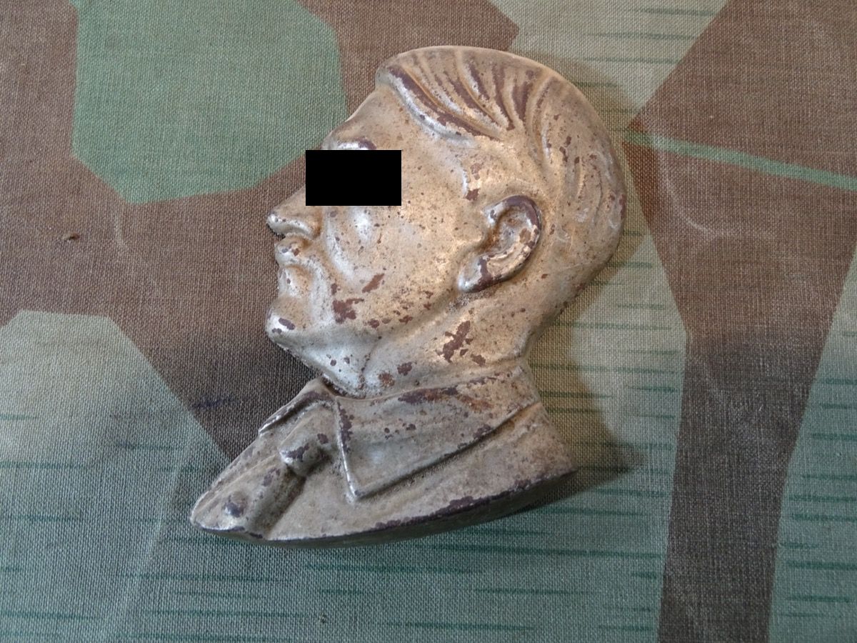 Patriotischer Wandbehang 3. Reich - Relieffkopf Adolf Hitler, Metall , Höhe ca, 12 cm