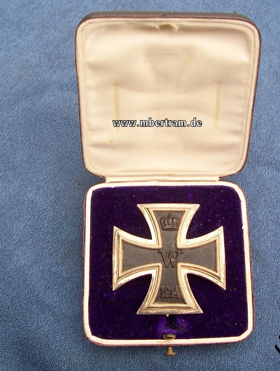Eisernes Kreuz I.Klasse 1914 im Etui Mod.1939 Herst. L/11