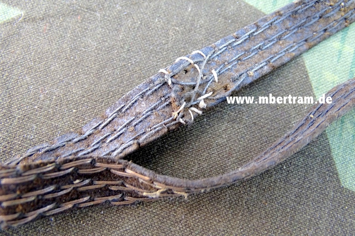 Wehrmacht Offiziers Portepee für Säbel und Seitengewehr, schmal, 3 Durchzüge