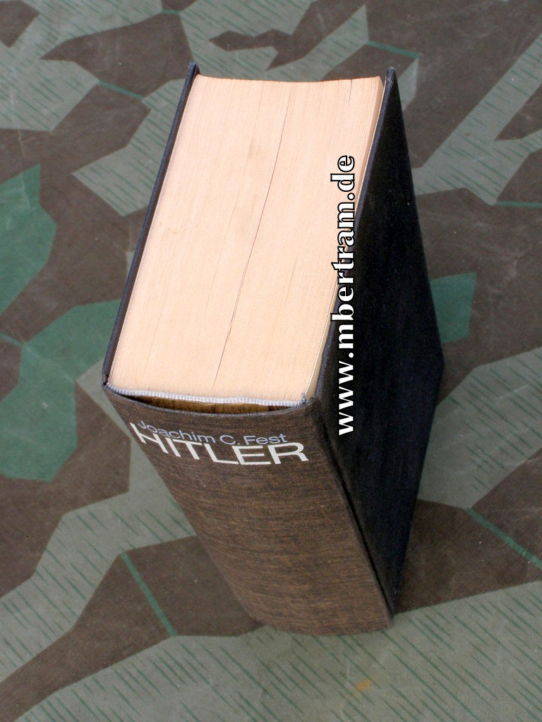 Fest, Joachim C. -Hitler. Eine Biographie. 1184 S., 213 Fotos